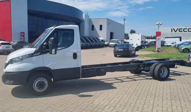 Podwozie Iveco 70c18 od 179 900 PLN netto