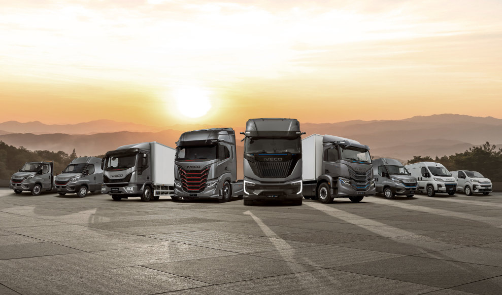 Pojazdy gamy ciężkiej IVECO już dostępne w IVECO UNI-TRUCK